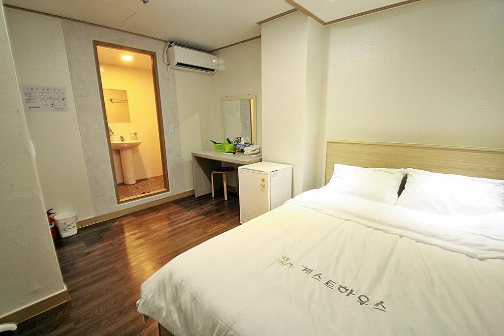 Eel Guesthouse Сеул Номер фото