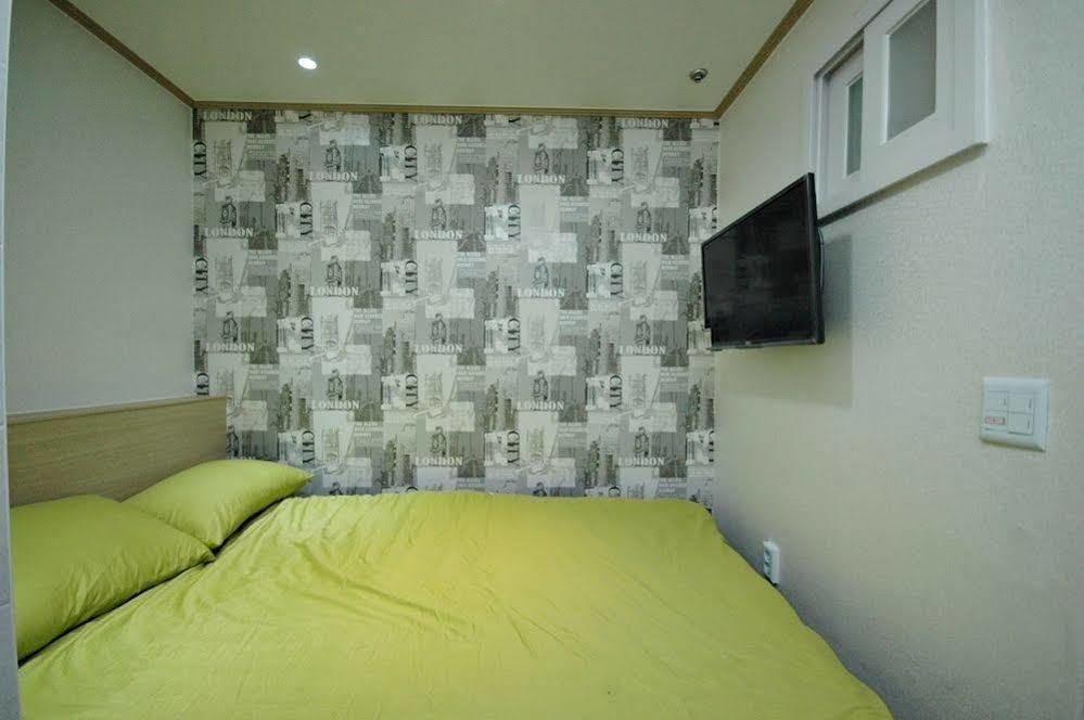 Eel Guesthouse Сеул Экстерьер фото